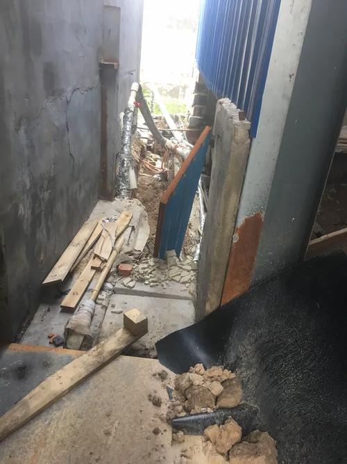 路基坍塌下的隱患與出路 新材料如何加固安全防線